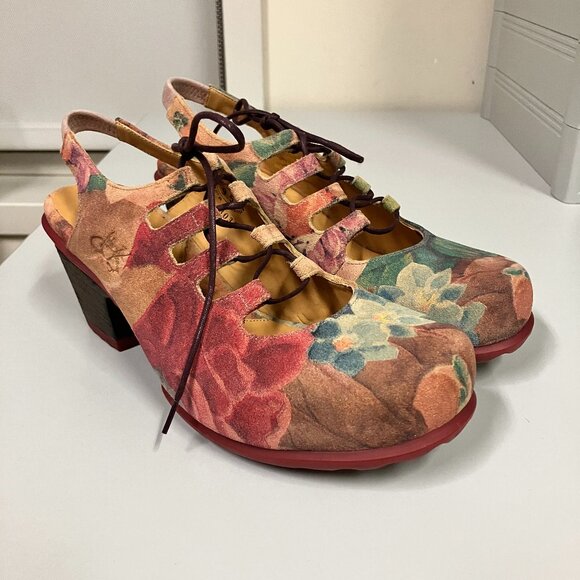 *BRAND NEW* Fluevog Hopefuls FLOURISH Slingbacks, Size 9.5 (runs small). Lovely! - Picture 3 of 11